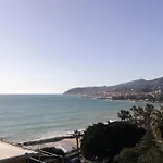 Bella 아파트 *